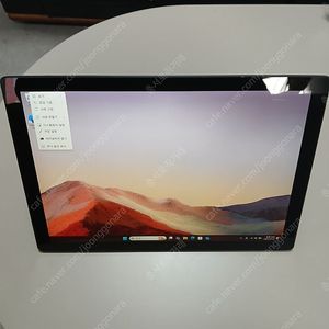 서피스프로 7세대 i5-1035G4/8GB/256GB 30만원 판매합니다.