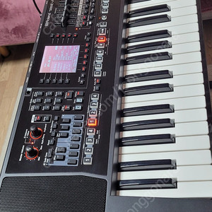 Roland E-A7 건반