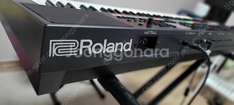 Roland E-A7 건반--3