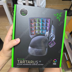 [RAZER] TARTARUS V2 레이저 타르타로스 v2 한손키보드 판매합니다.