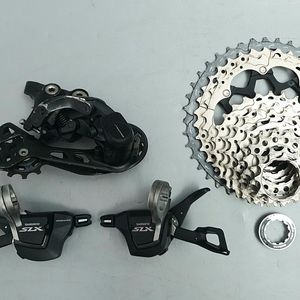MTB 시마노 XT 크랭크+XT 드레일러+SLX 변속레버+SLX 스프라켓+XT 유압 브레이크