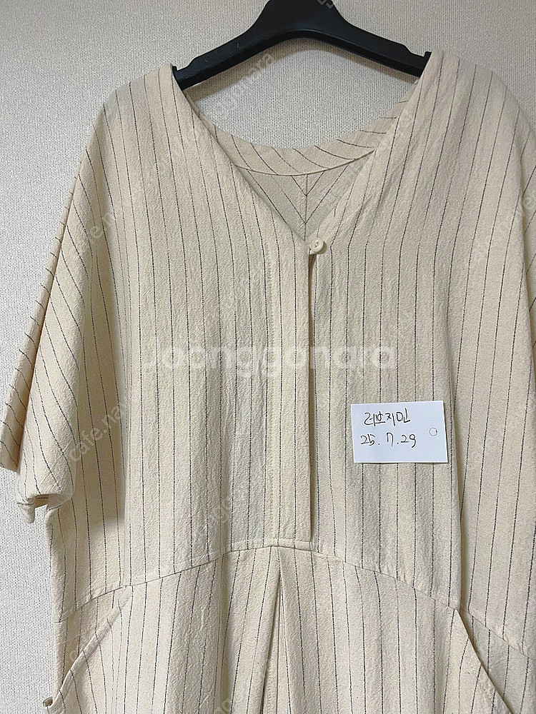 율하네 25년 점프슈트 새제품--2