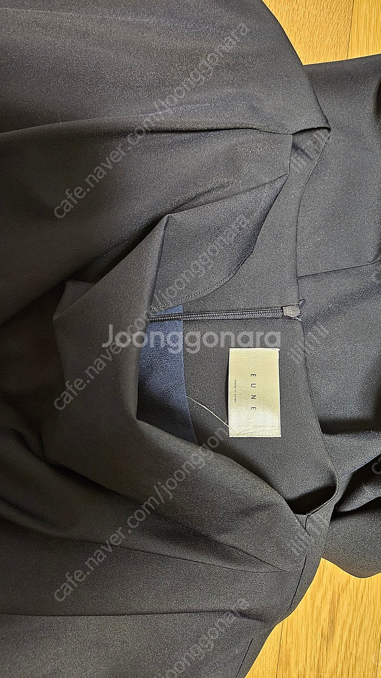 으네드레스 으네 Eune 반소매 드레이핑 원피스--2