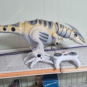 공룡 로봇 움직이는 사우르스 무선조정 골동품로보트 와우위 로봇 WOWWEE ROBOT DINOSAUR