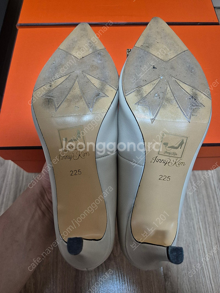 지니킴 샬롯 쥬얼 펌프스 225--2
