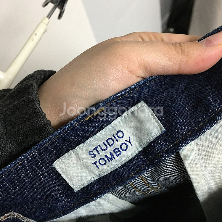 22 스튜디오톰보이 남성 투턱 데님 팬츠 30 / 랑방 마인 오브제 타임 럭키슈에뜨 산드로 마쥬 오르 시에 시스템--4