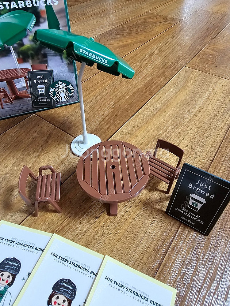 스타벅스 플레이모빌 피규어--2