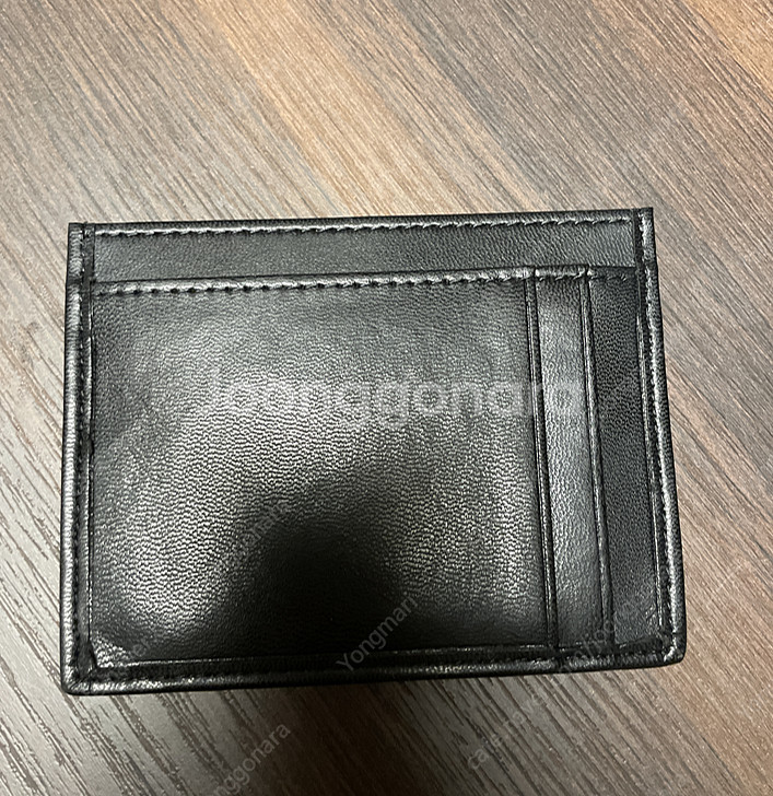 미우미우 카드 지갑 블랙 사용감 적음--1