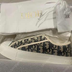 워크앤 디올 오블리크 스니커즈 37사이즈 새상품