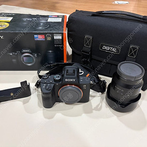 민트급 소니 Sony a7m3 + sel2470z 구성 팝니다.