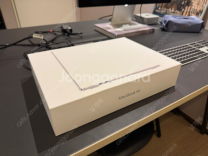 (미개봉) 맥북에어 m4 13인치 16ram 512gb...--0