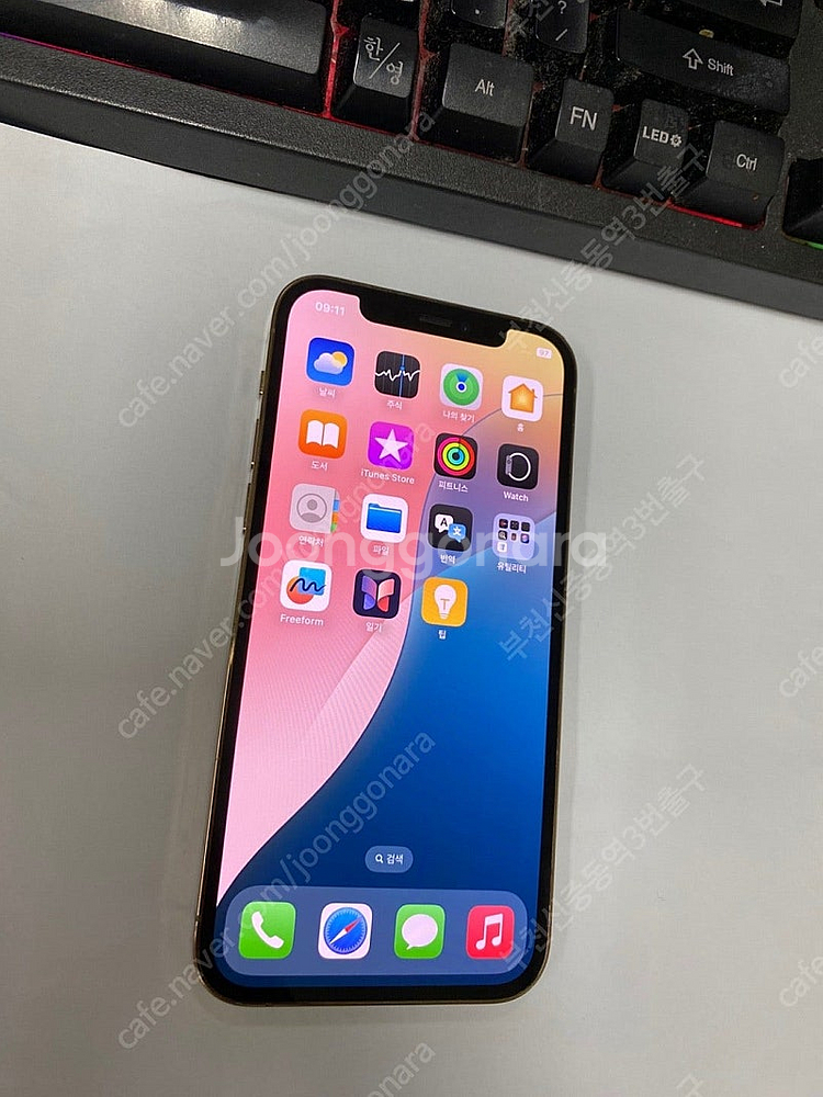 197958 아이폰12프로 골드 AA급 128GB 무잔...--1