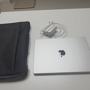 2025 맥북 프로 14인치 m4 고급형 쿨매(cpu ram그래픽 ssd 모두 업글) 애플캐어플러스