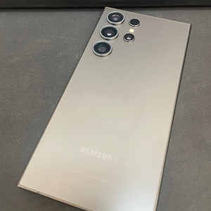 갤럭시S24울트라 블랙 256GB 무잔상 상태좋은 중고76만팝니다