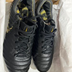 (거의 새것) 나이키 티엠포 레전드7 엘리트 FG [250] 축구화