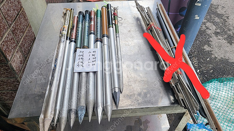 민물낚시 받침대 9대 8만.민물낚시대 6대 5만.캠핑용...--0