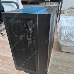 리안리 O11D EVO XL 블랙 팝니다 (전면 그릴 패널 포함) 리안리 에보
