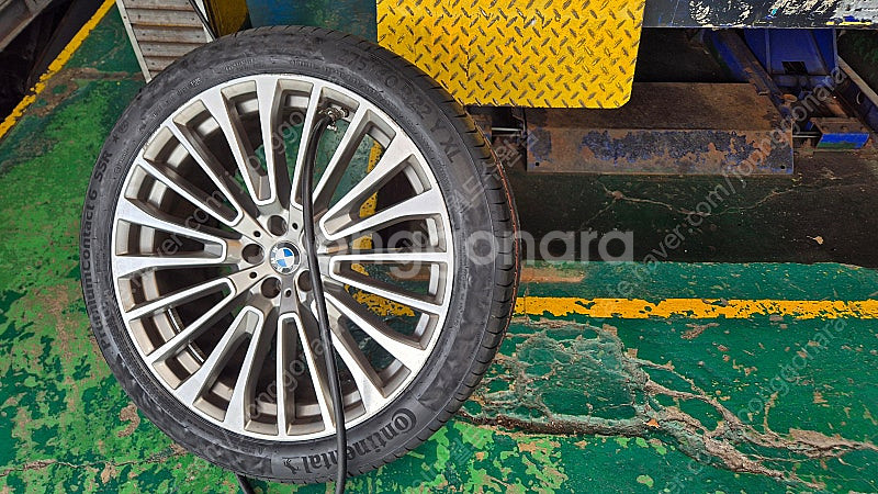 [판매] bmw x7 콘티넨탈 런플랫타이어--1