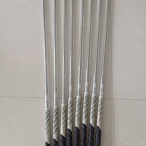 미즈노 jpx900 아이언세트(5~9, p,g,s까지 8i) 팝니다