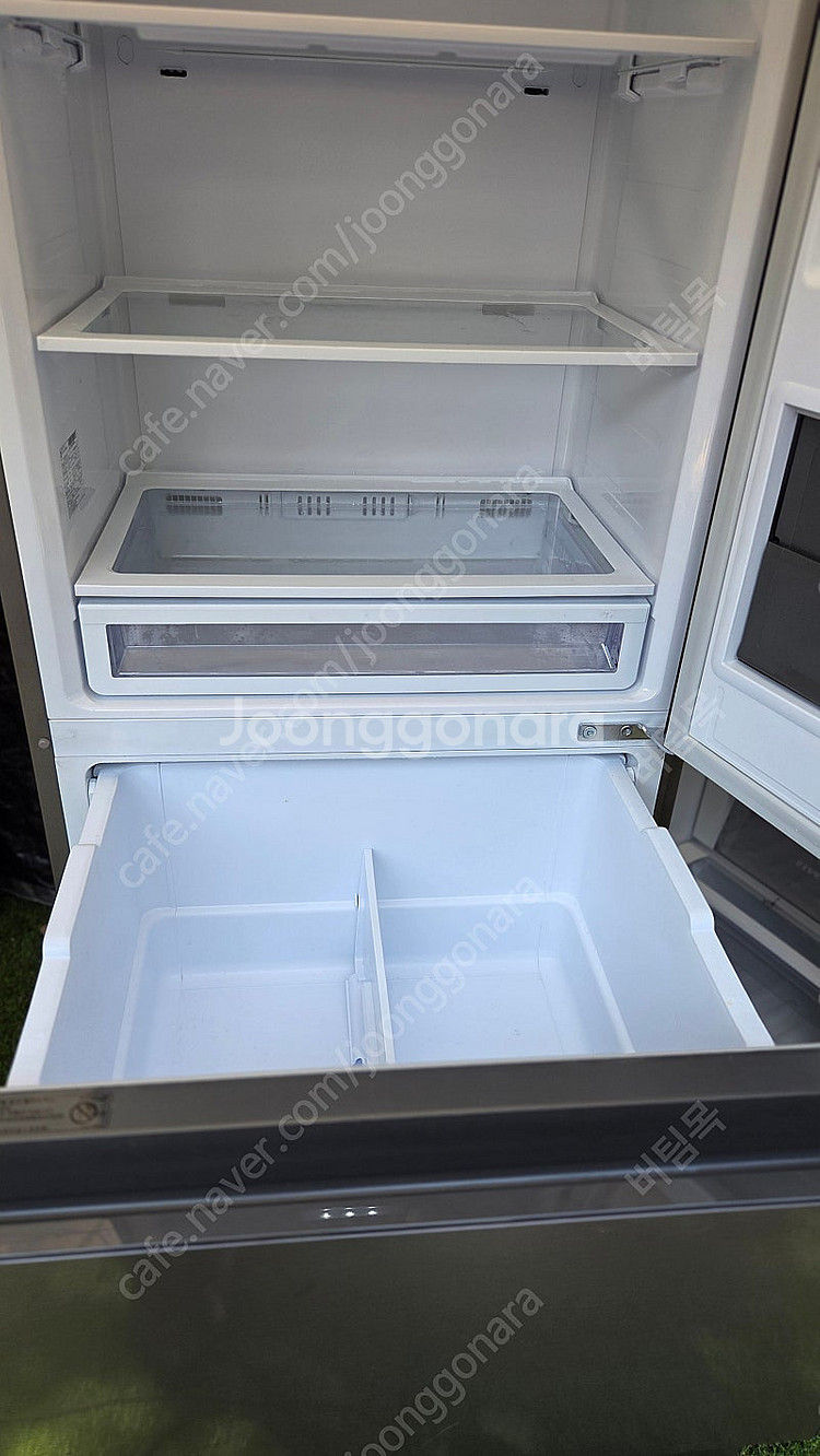 삼성 스텐드형 김치냉장고 327L--2