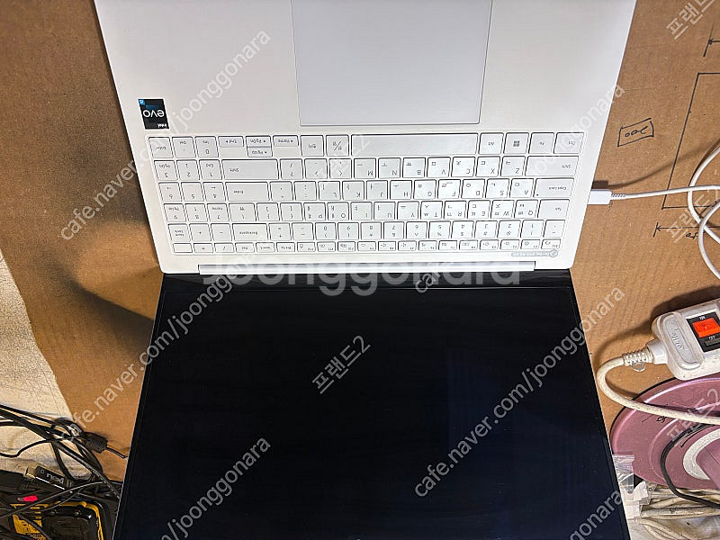 갤럭시 북 Pro i5 12세대 (NT950XED-KC...--1