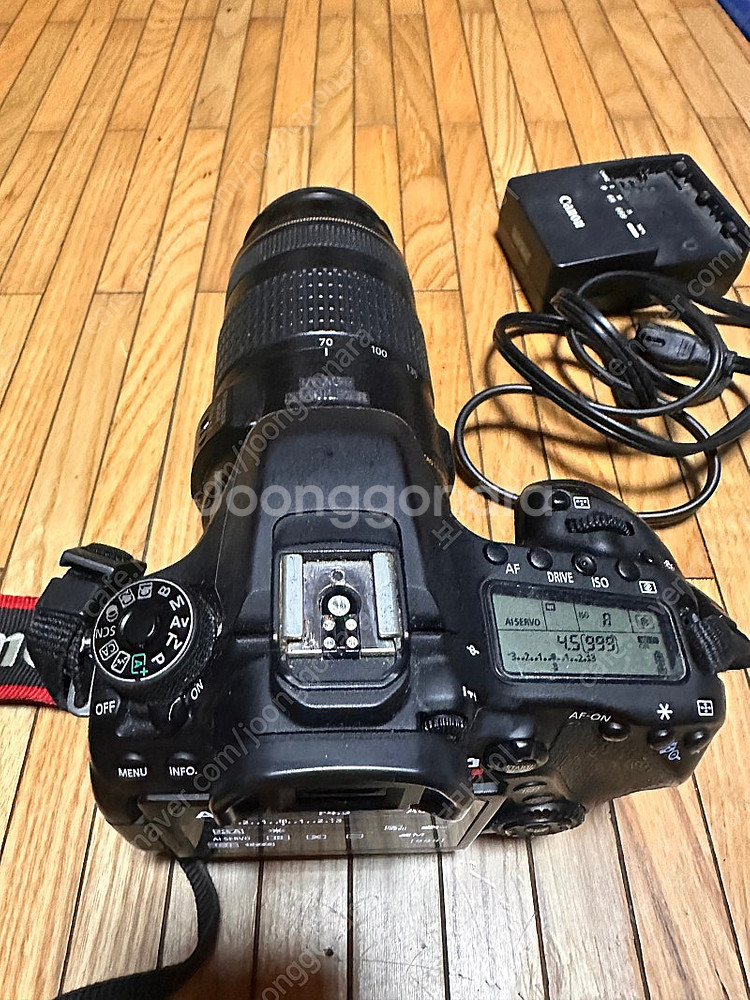캐논EOS80D 바디 45만원--0