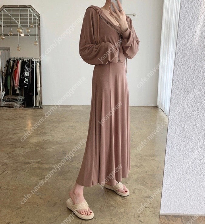 엔뉴엘 후드 집업 스커트 투피스 세트 이미지