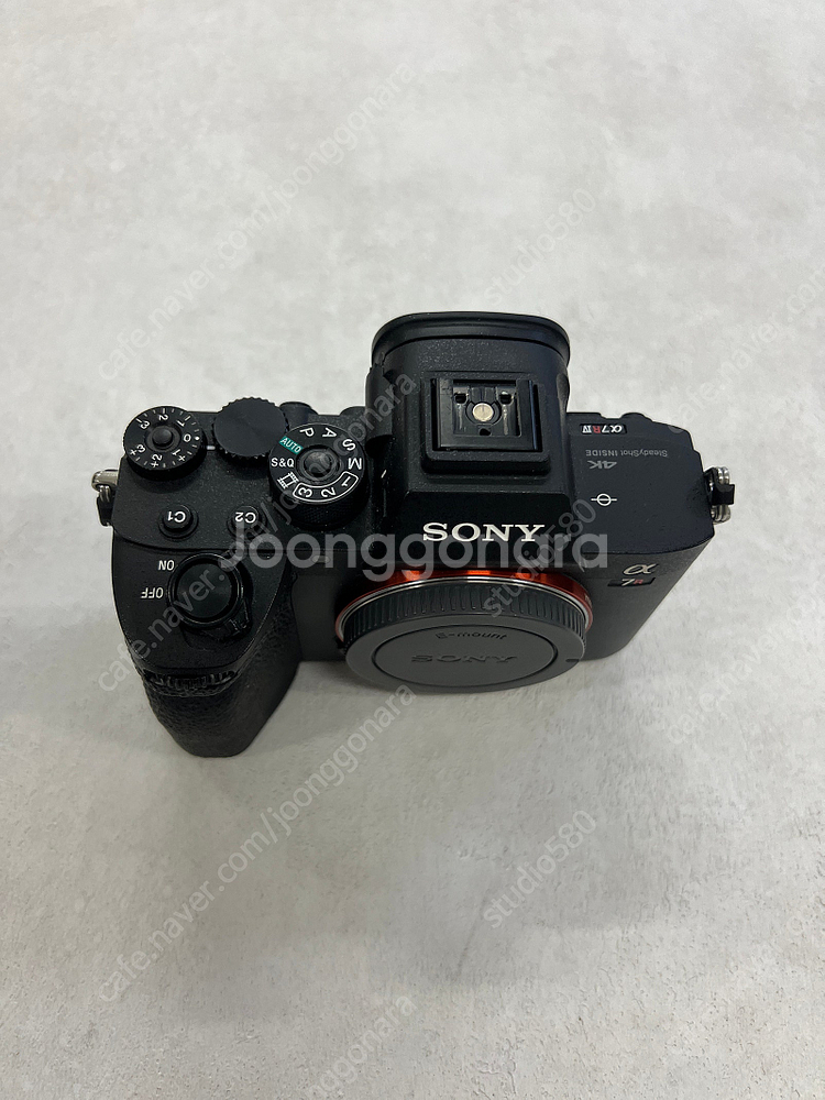 소니 미러리스 풀프레임 A7R4a 팝니다!!--1