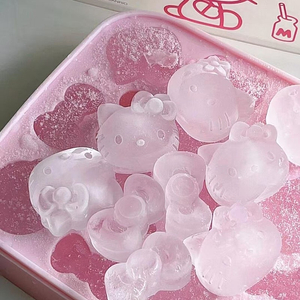 헬로 키티얼음틀 몰드 스쿱포함(새상품)