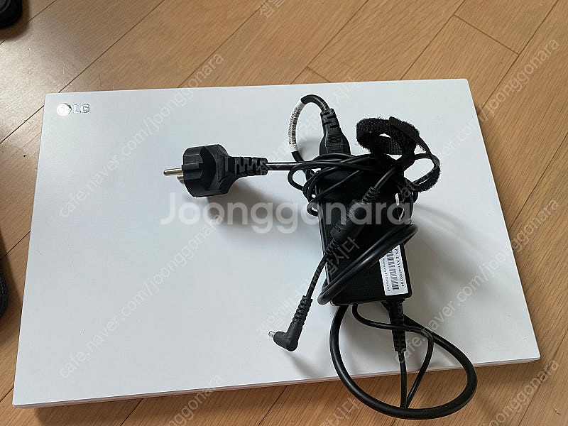 LG노트북 15UD50R-GX56K 판매합니다.--2