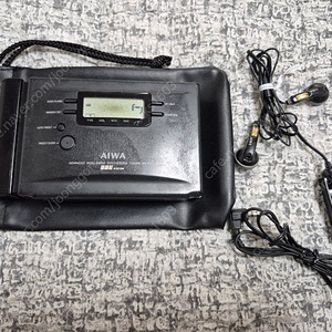 AIWA 워크맨 HS-RL50 블랙색상 정크기기 판매합니다.