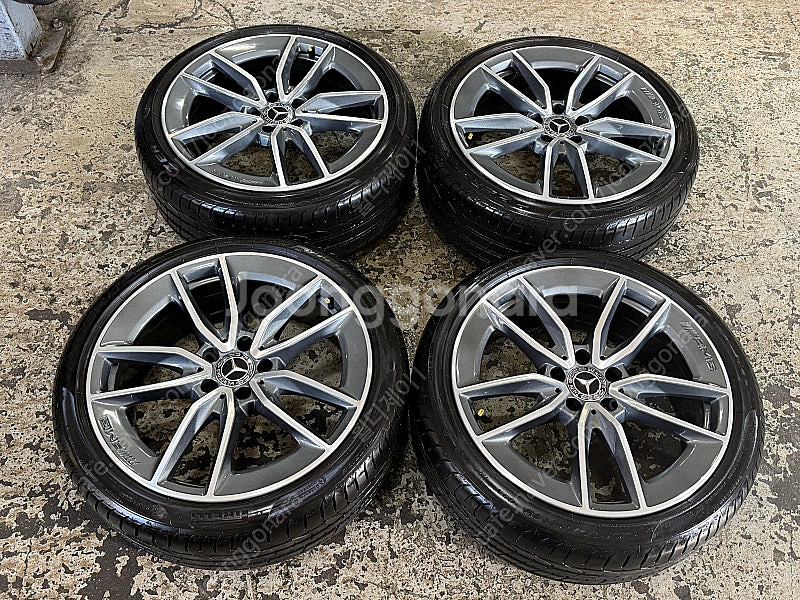 [판매]벤츠 C클 C53AMG 정품 19인치 휠타이어--0