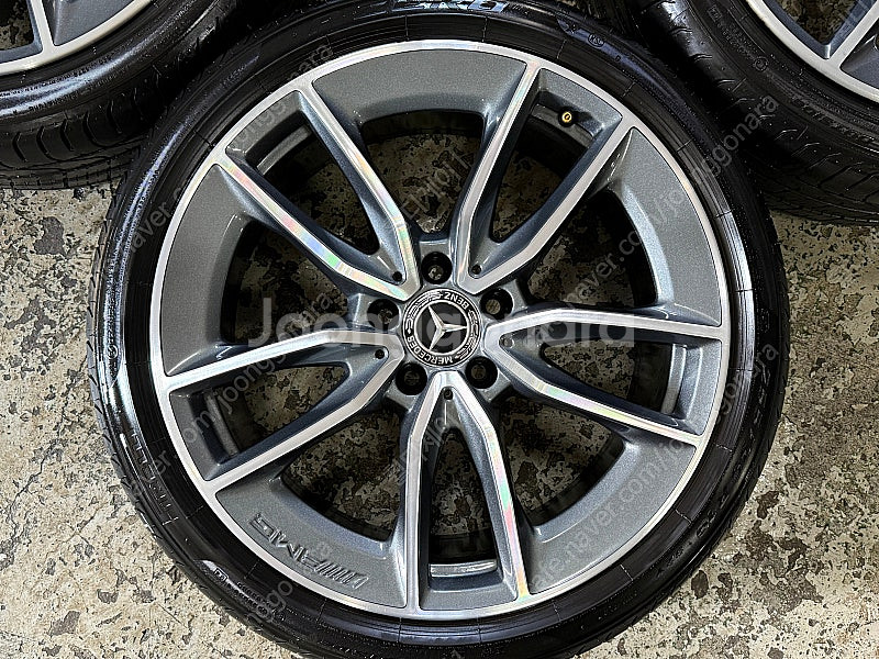 [판매]벤츠 C클 C53AMG 정품 19인치 휠타이어--3