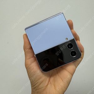 F721 갤럭시 Z플립4 블루 256기가 21만 판매합니다.