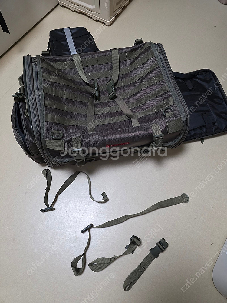 헨리비긴스 투어링가방 팝니다--0