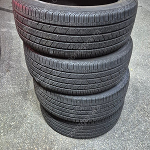 콘티넨탈 LX스포츠 255 45 20 트레드 90% 이상 팝니다