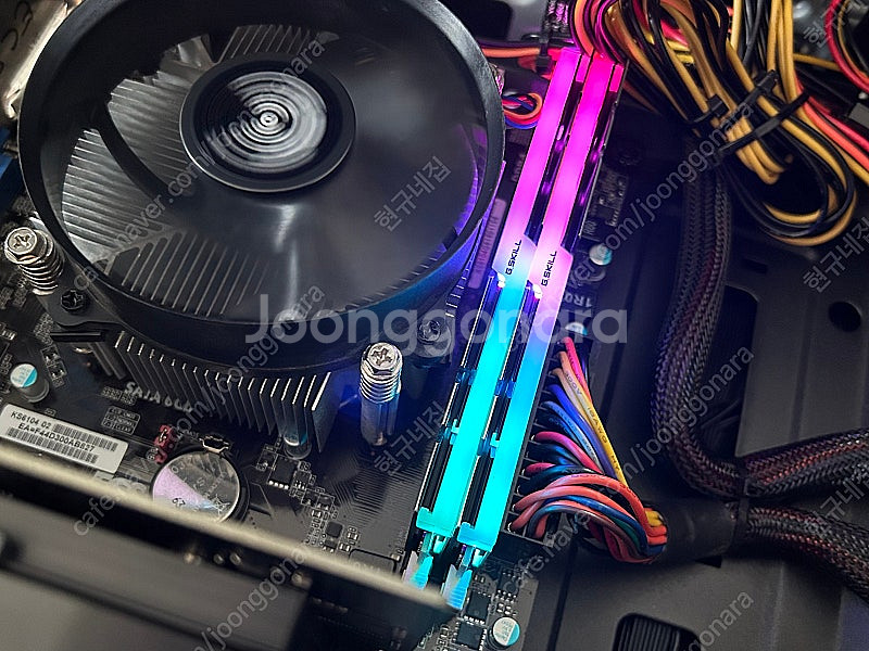 지스킬 G.Skill Trident Z Neo 32GB...--1