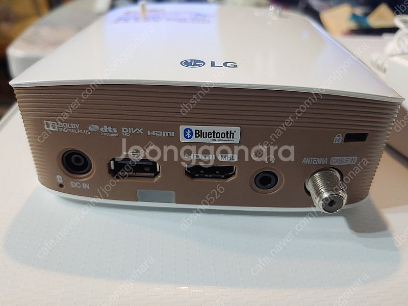 엘지 미니빔 프로젝터 (부품용)--2