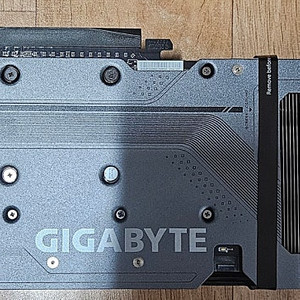 기가바이트 9060 XT GAMING OC 8GB
