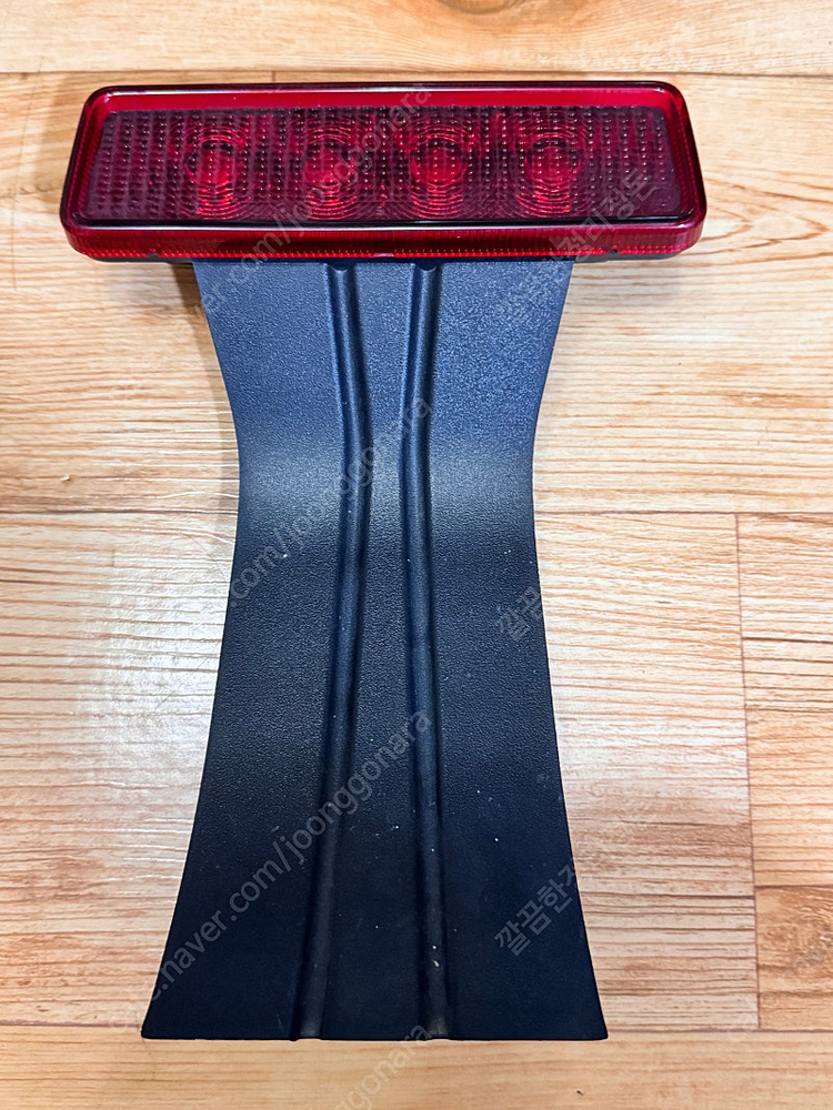 지프 랭글러 jk 순정 보조브레이크등 팝니다 이미지