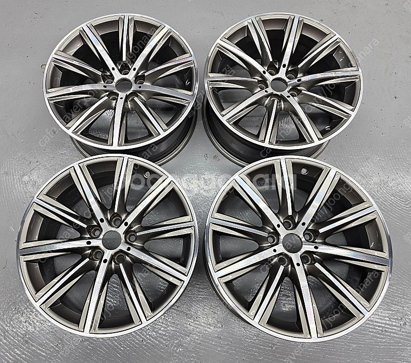 BMW G바디 5시리즈 럭셔리 순정품 18인치 휠판매--0