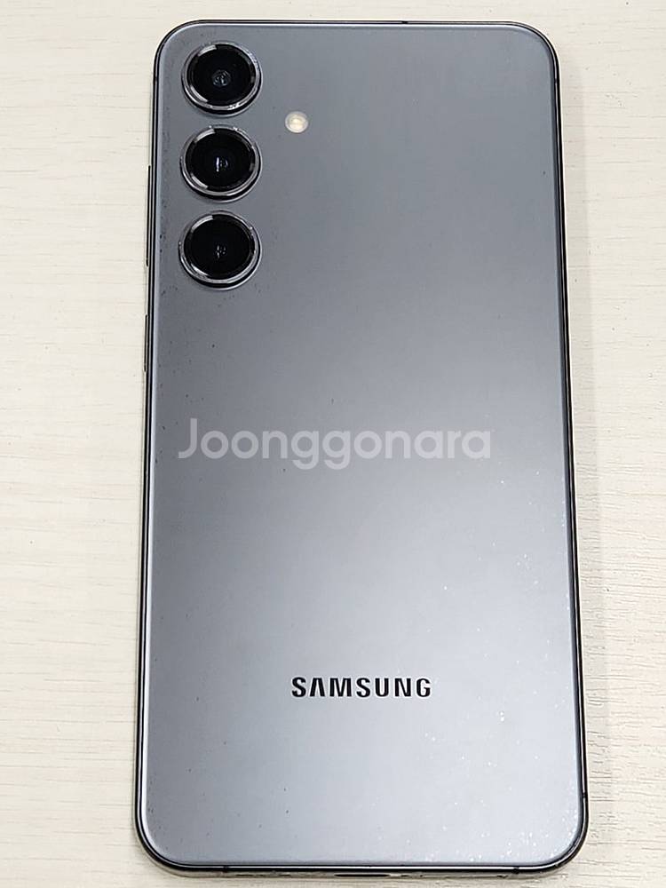 갤럭시 S24플러스 블랙색상 256용량 상태좋은 무잔상...--2