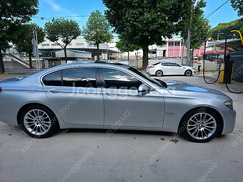 개인 bmw 740i M스포츠 판매합니다--3
