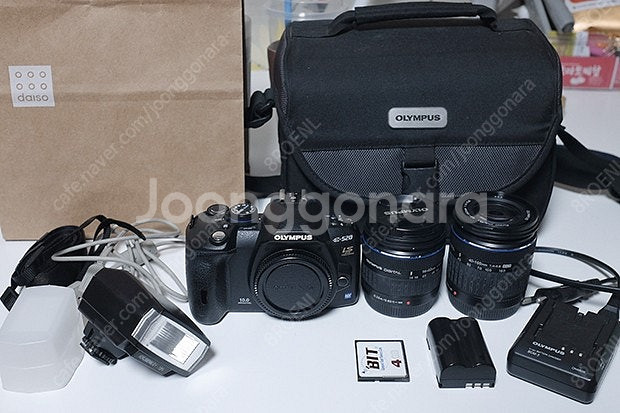 올림푸스 E-520 랜즈2개(14-42mm ,45-15...--0