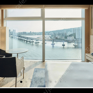 8월 18일~19일 파크하얏트 부산 호텔 숙박권 고층 전망 킹룸 + 조식(2+1)