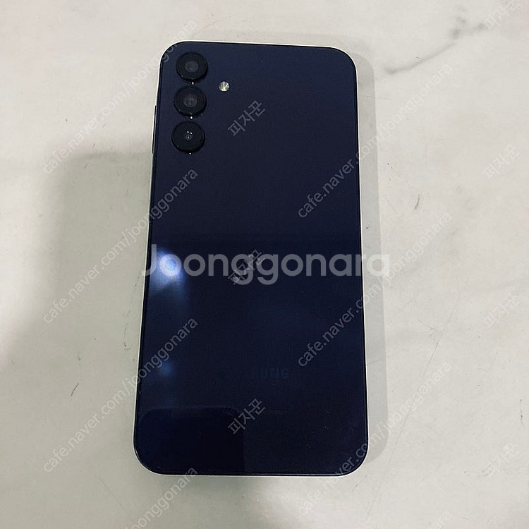 갤럭시 A15 블랙 128기가 매우깔끔한기기 7만원 판매합니다!--1