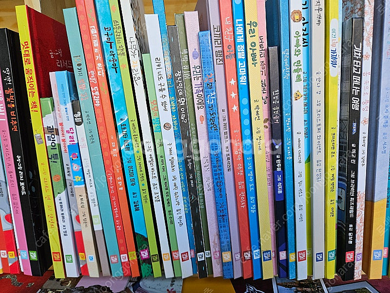 키즈엠 그림책 시리즈 : 전91권(보드북, 베스트, 춤추는 카멜레온)--1