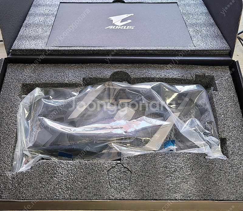 GIGABYTE AORUS RTX 2080 SUPER ...--1
