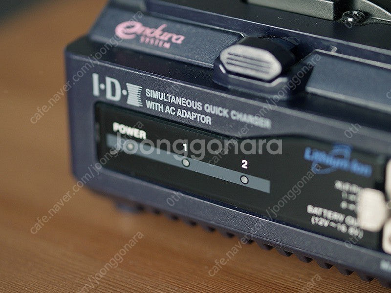 IDX V-마운트 배터리 차저 VL-2S plus--0