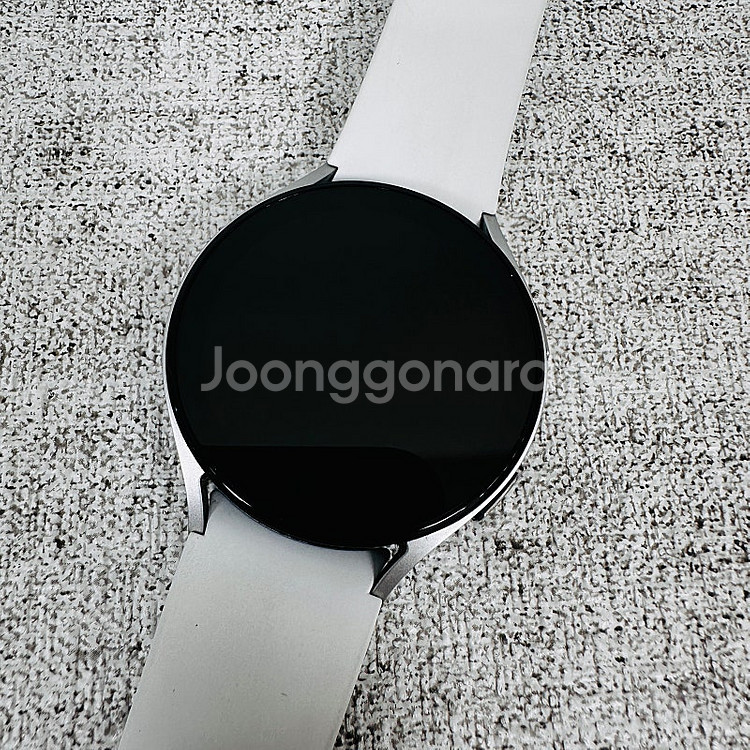 외관깔끔 갤럭시 워치5 44MM 실버색상 16G 9만원...--2